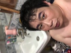 香港情侶洗手間內自拍裸體化妝過程 - Screenshot 14 of 16 - Sexy