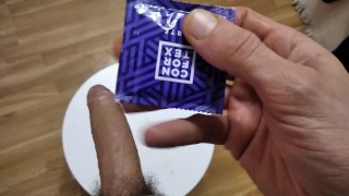 🇩🇪Der Typ hat zu Hause ein Kondom gefunden, aber Papas ist zu groß und Passt nicht