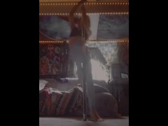Pole dancing - Screenshot 9 of 16 - Bondage