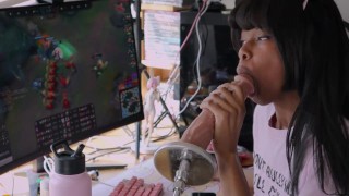 Free Use League e-girl stops playing to suck and fuck - Alycia Elvie
