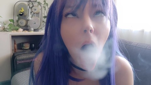 Yandere Egirl fumando com os peitos de novo (vídeo completo em meus 0nlyfans/Manyvids)