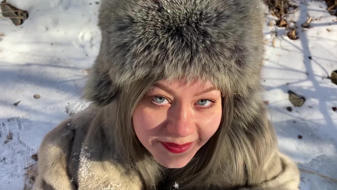 SLAVIC GIRL IS SUCKING DICK IN THE WINTER FOREST