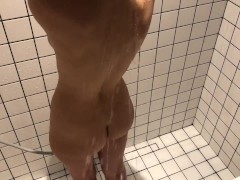 Shower time - Screenshot 2 of 16 - Shower