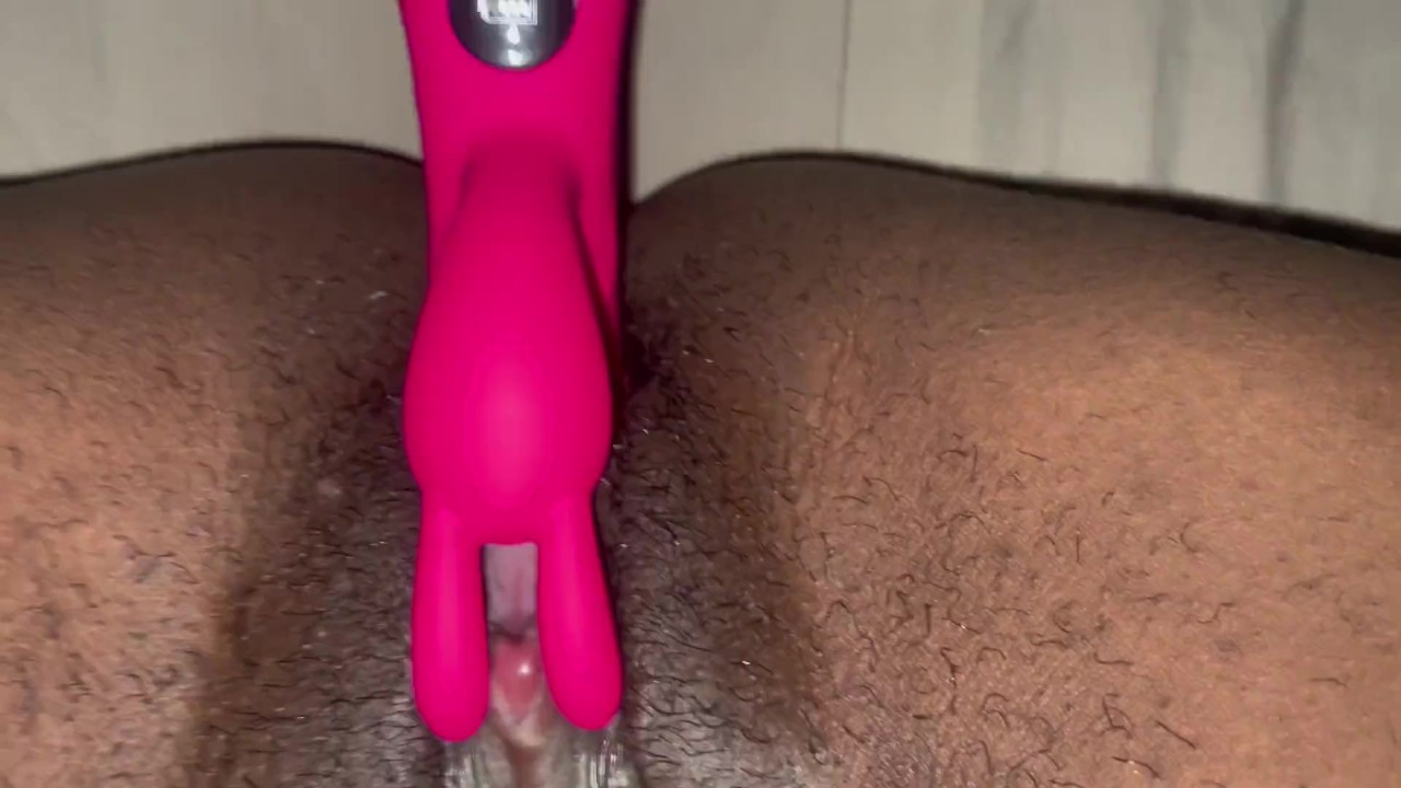 ebony vibrating clit magic ebony 03 finger cum vibrator big clit — PornOne ex vPorn