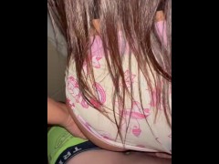 مسكت جارتي شرموطة بدرج عم تنظف وطيزها كان بجنن😍ما ستحملت قلعت البنطلون والوضع ولع🔥 - Screenshot 5 of 16 - Egypt