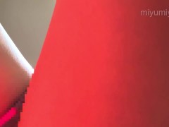 パンティずらしてクリオナニー❤️パンティビチョビチョになっちゃった💦 - Screenshot 10 of 16 - Peeing