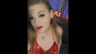 St Valentin teaser sexy bbw en lingerie et talons joue avec la grosse chatte