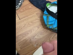 Dressing room - Screenshot 14 of 16 - Public Cum