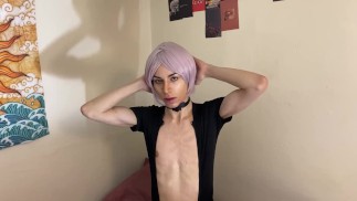 Goth en chaleur se fait baiser analement