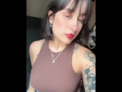 Martina depois de tomar leitinho foi gravar TikTok