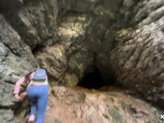 Экскурсоводка оказалась шлюхой - Screenshot 4 of 16 - Forest