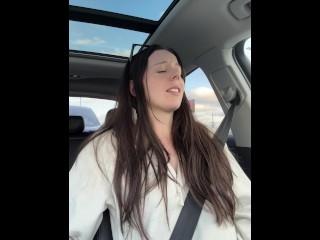 Wintery Tim Horton’s Drive Lors D’une Visite Avec Mon Vibromasseur Pornhub !!