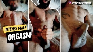 Напрягаю пресс и кончаю на себя. Видео# - 61