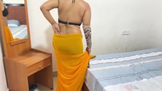 බල්බ් එක දාන්නද නැන්දට දාන්නද,sri lankan aunty fucked by step son