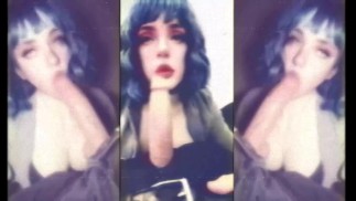 Alt Girl Gives Hands Free Blowjob [Dildo Deepthroat]