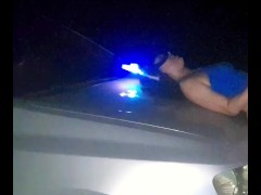 Esposa gostosa escapou do bloco do Carnaval para gemer na vara preta