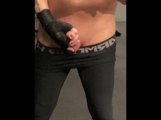 Showing my Cock in the Gym