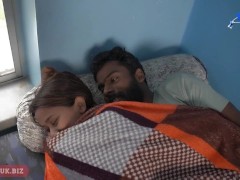 Desi Beautiful Couple Hot Morning Sex - Screenshot 2 of 16 - Xprime
