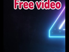 شش ماه تو کف همسایه مون بودم.صدام کرد خونه.رفتم دیدم لخت رو تخت خوابیده 1/16