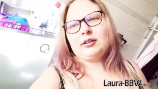 Wild 18-Year-Old Busty Babe Squirts and Pisses Compilation