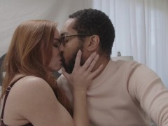 DAZZLING REDHEAD Sophia Locke Passionately Seeks A Turn With Mickey Mod - Screenshot 4 of 16 - Interview