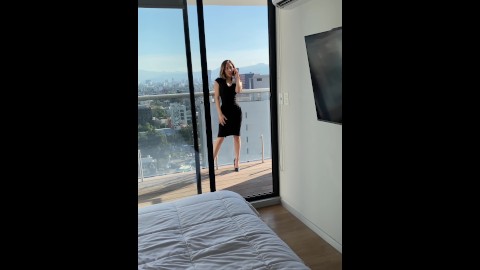 I fuck an executive with big tits on her business trip in CDMX