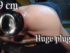 Huge buttplug in my loose ass