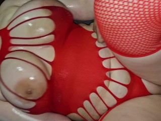 PAWG MILF CON ENORMES TETAS NATURALES ES FOLLADA POV!