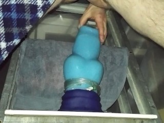 PV隐藏在Porch Riding XL打结玩具的梯子上