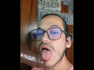 SUCKING BLACK TOY