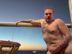 Quick jerk on the cruise