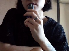 I smoke to the music and learn to make vapor rings