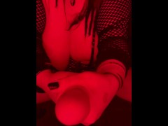 Teaching you how to give a good sloppy handjob SNAP @Lilithvess_69