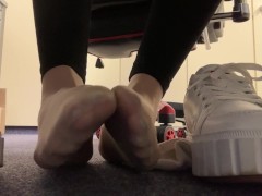 Enjoy my socks and nylon feet while working