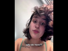 Martina sentando bem gostoso no pau