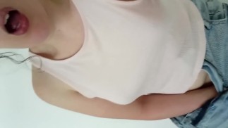 触摸湿漉漉的粉红色阴户的美女 - 汇编