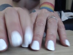 Real Nails Tapping - Screenshot 2 of 16 - Real Nails