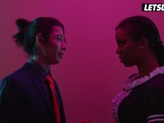 Snoop Around - Screenshot 5 of 16 - Horny