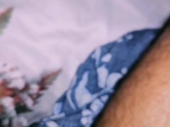 අල්ලපු ගෙදරට කොටුවක් පැනල නයිටියෙන් හිටපු කුමාරි  අක්කට දිව දාලා කෙදිරි ගාන්නම  ගහපු ගේම ,බඩු ඇතුලෙම - Screenshot 7 of 16 - Srilankan