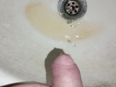 Peeing time - Screenshot 7 of 16 - Masturbation