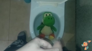 Yoshi dinosaur Peeing