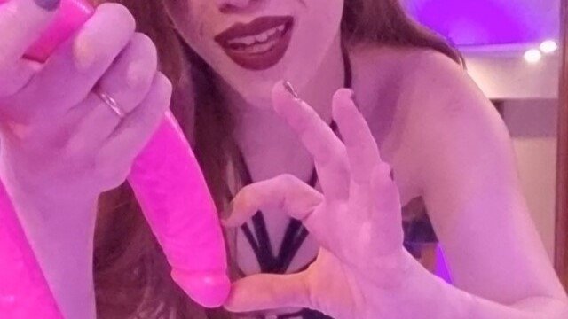 Sexy pelirroja humilla tu pequeño pene y te convierte en un cornudo - CEI JOI FEMDOM