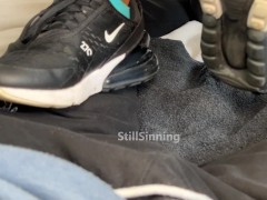 Student Girl loves CUM on her Stinky Socks 😈 - Screenshot 2 of 16 - Socks