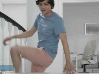 REALITYJUNKIES - Steamy Stepsister Stepbrother Fuckfest With Mina Luxx And Ricky Spanish screenshot number 0