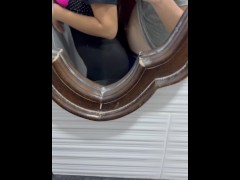 شرموطة مصرية متزوجة تشتغل خدامة بيت عند لفحل سعودي بالقاهرة يفشخها نيك كل يوم وهي مستمتعة🔥 - Screenshot 1 of 16 - Egyptian