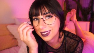 LUNAREXX ASMR GOTH GFE CLOSE UP KISSES