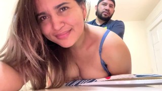 Bonne baise pour ma belle-sœur colombienne avec un énorme cul quand mon frère (sexe amateur)
