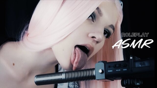 ASMR - ГОРНИЧНАЯ ПОЧИСТИТ ВАС|ОБЛИЗЫВАНИЕ 2 МИКРОФОНА, ПОЕДАНИЕ УШЕЙ, МАССАЖ, ТРИГГЕРЫ|SOLY ASMR