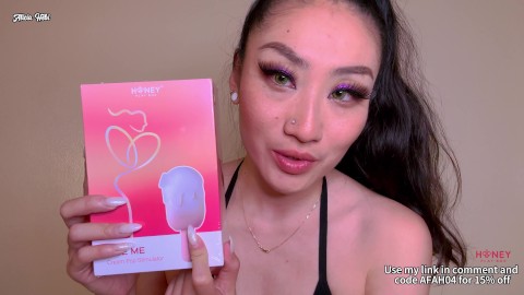 Heartbreaker's New Delicious Toy 4K  ft. HoneyPlayBox