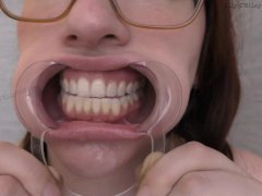 Sloppy Drooling Mouth Fetish w/Cheek Spreader
